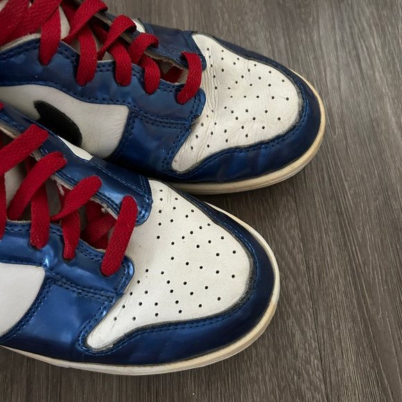 Nike “Tony The Tiger” Dunk Hi Shoes Size 10 - Picture 8 of 12